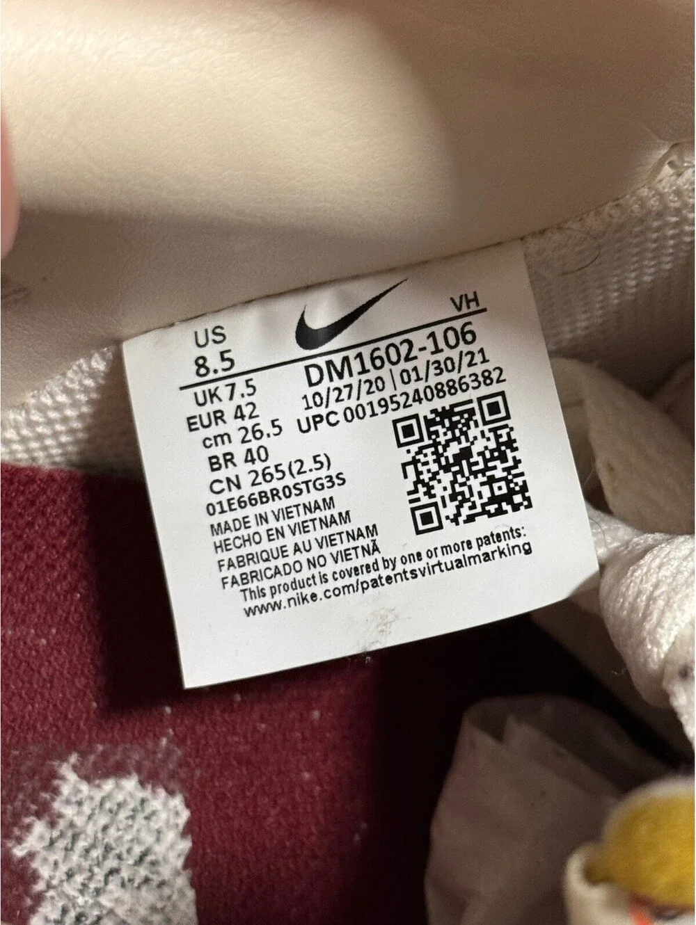 Size 8.5 - Nike Off-White x Dunk Low 08 of 50